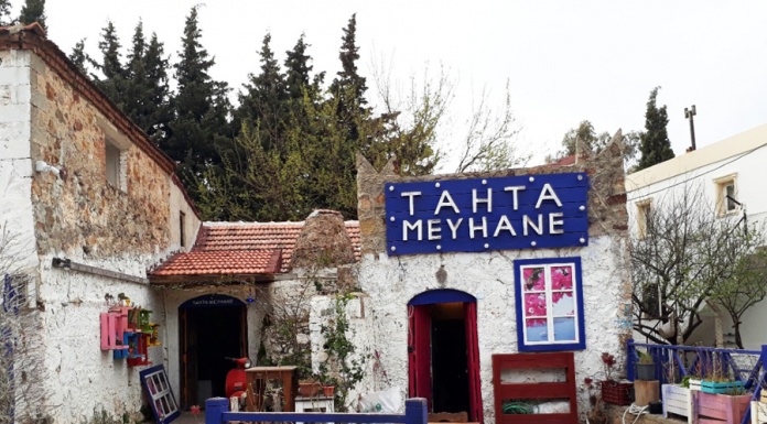 Tahta Meyhane Bodrum & Hababam Sınıfı ve Kıvırcık Ömer tahta meyhane